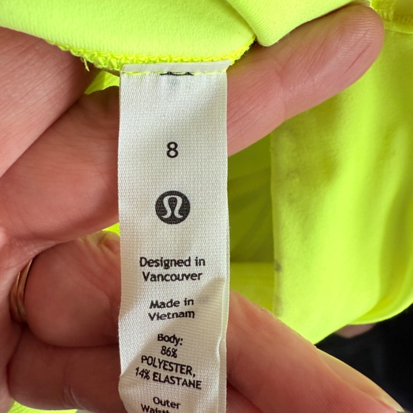 Lululemon Women’s Speed Up Mid-Rise Lined Short 2.5” Highlight Yellow sz 8 - Picture 3 of 6